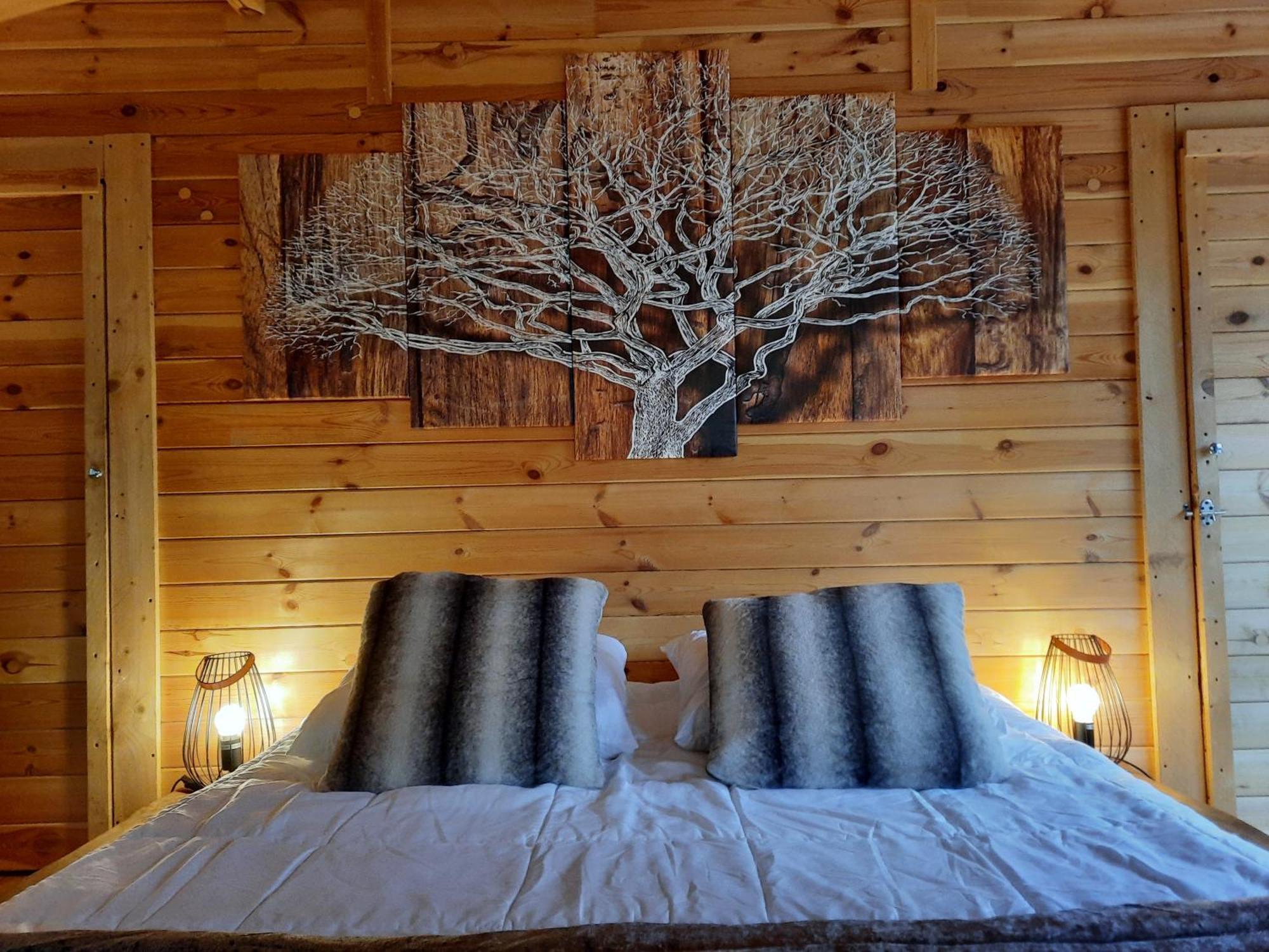 Domaine De La Vitarelle Glamping Villaniere Exterior photo